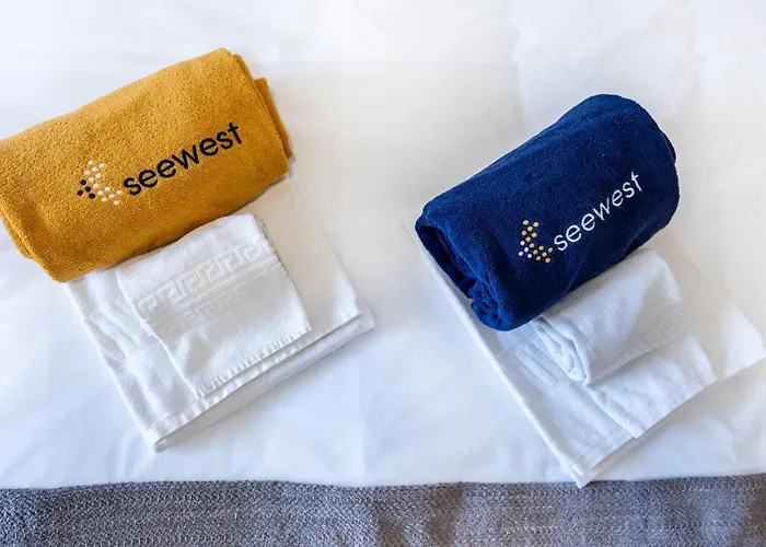 Uptown Lovers By Seewest ラゴス